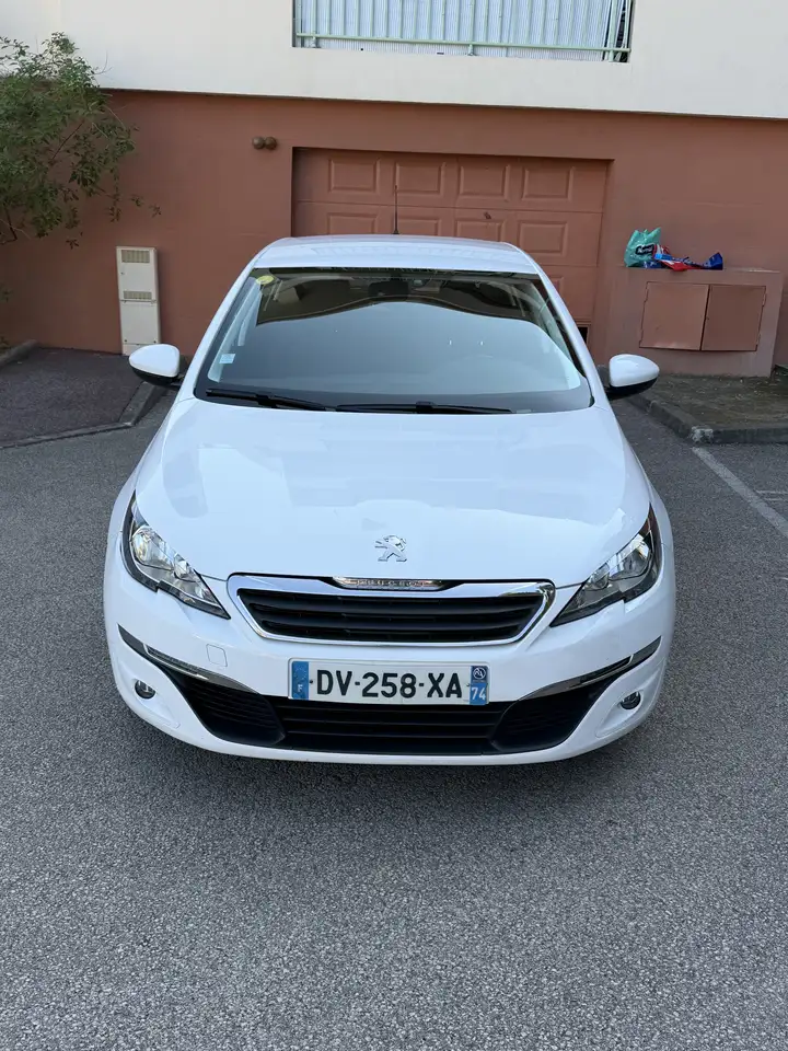 Peugeot 308 1.6 BlueHDi 120ch S\u0026S BVM6 Business