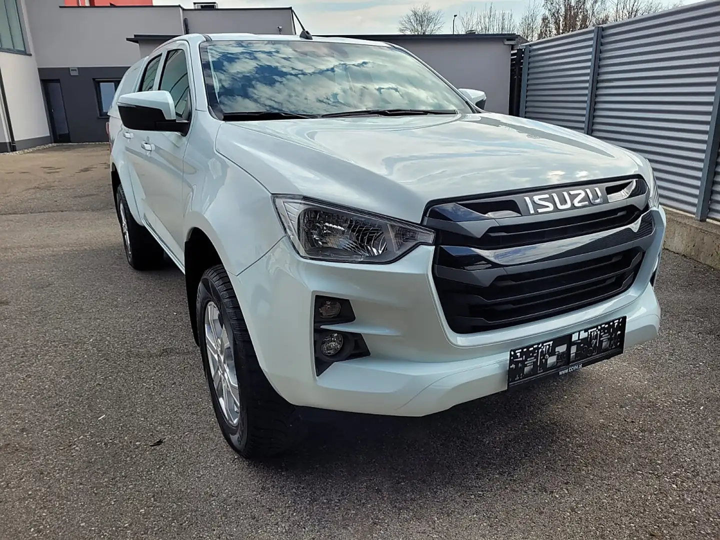 Isuzu D-Max D-MAX Space Cab 4x4 LS A/T Weiß - 1