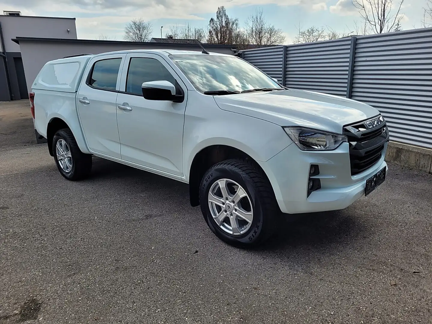 Isuzu D-Max D-MAX Space Cab 4x4 LS A/T Weiß - 2