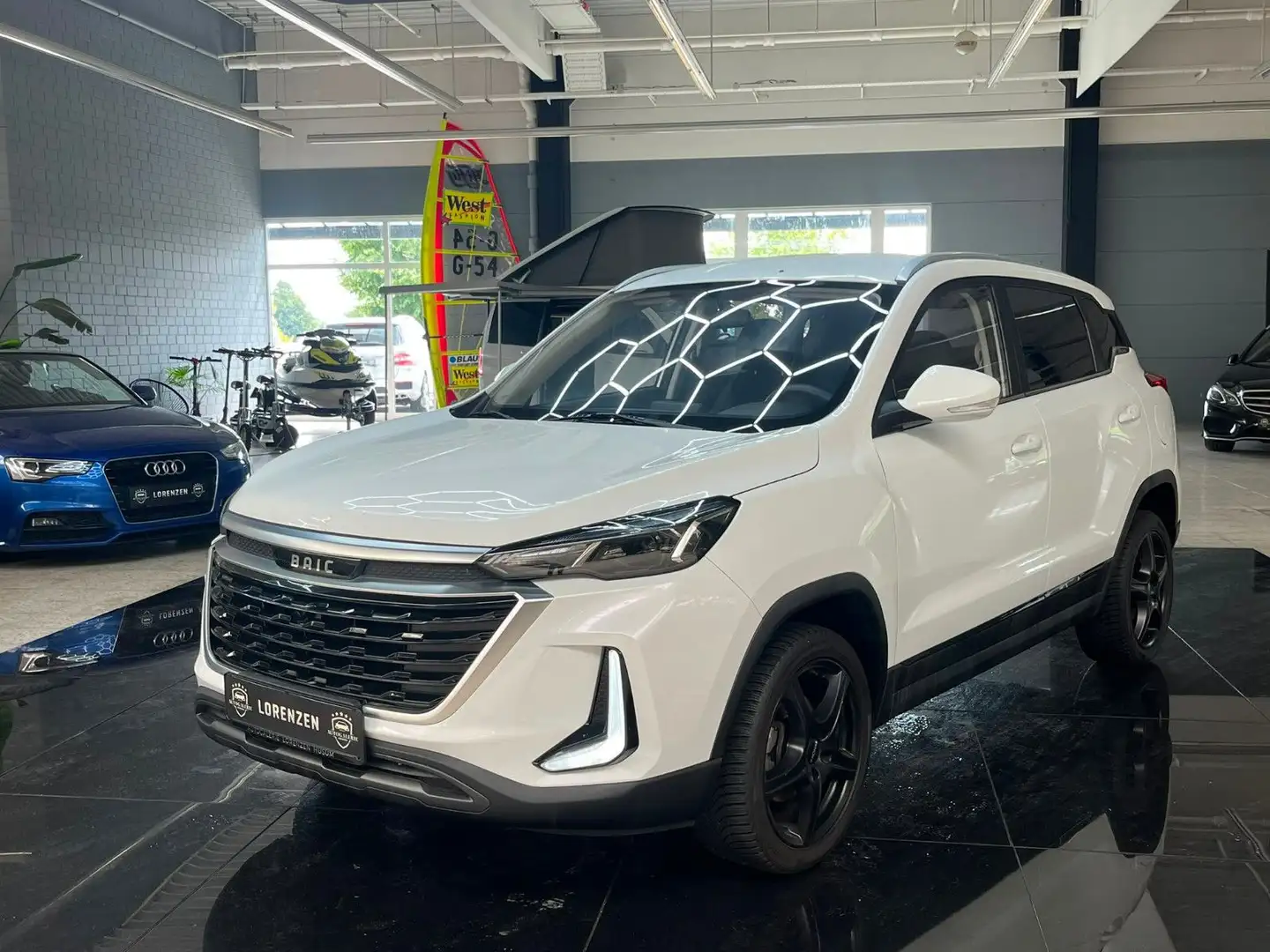BAIC Beijing X35 2.HD Klima Ganzjahresreifen Weiß - 1