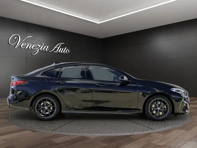 BMW 2 Series view 7