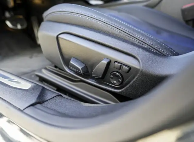 BMW 2 Series view 10