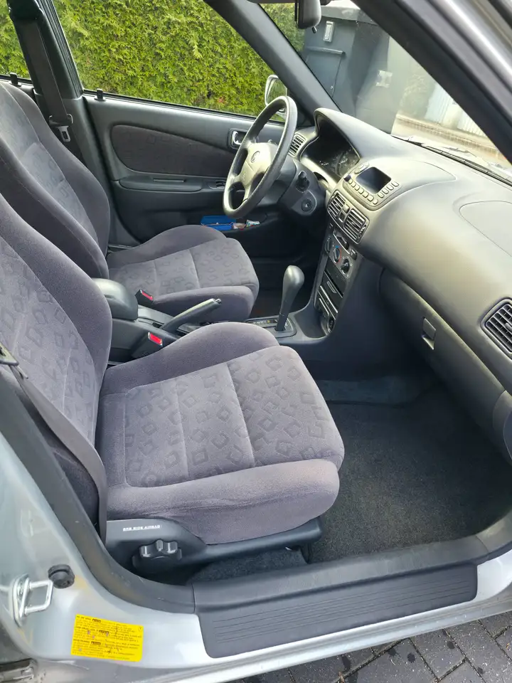 Toyota Corolla E11 1.6 VVT-i linea sol Liftback Automatik HU/AU 07/28, foto 9