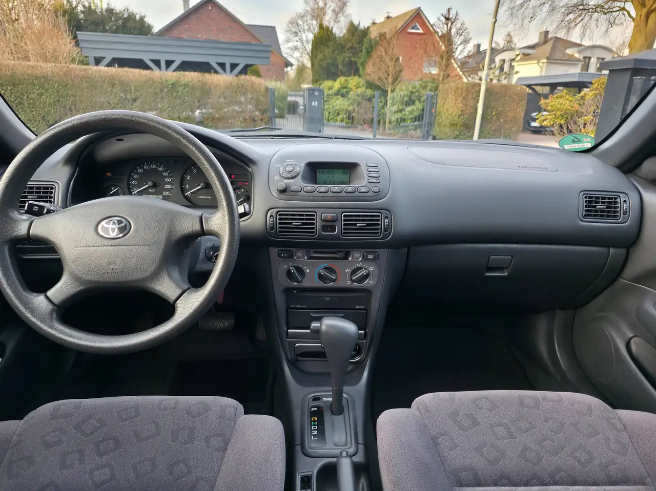Toyota Corolla E11 1.6 VVT-i linea sol Liftback Automatik HU/AU 07/28, foto 6