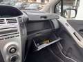 Toyota Yaris 1.3 VVTi Terra Gris - thumbnail 13
