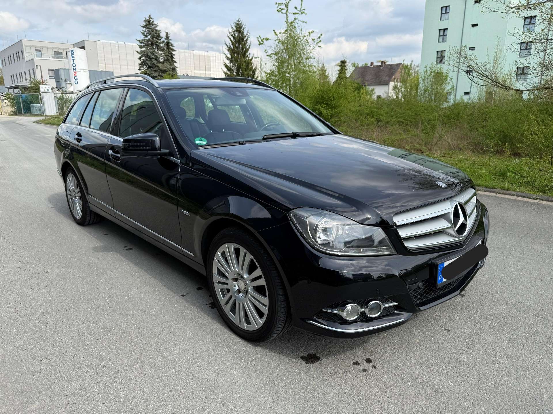 Second hand Mercedes Benz C-Class 