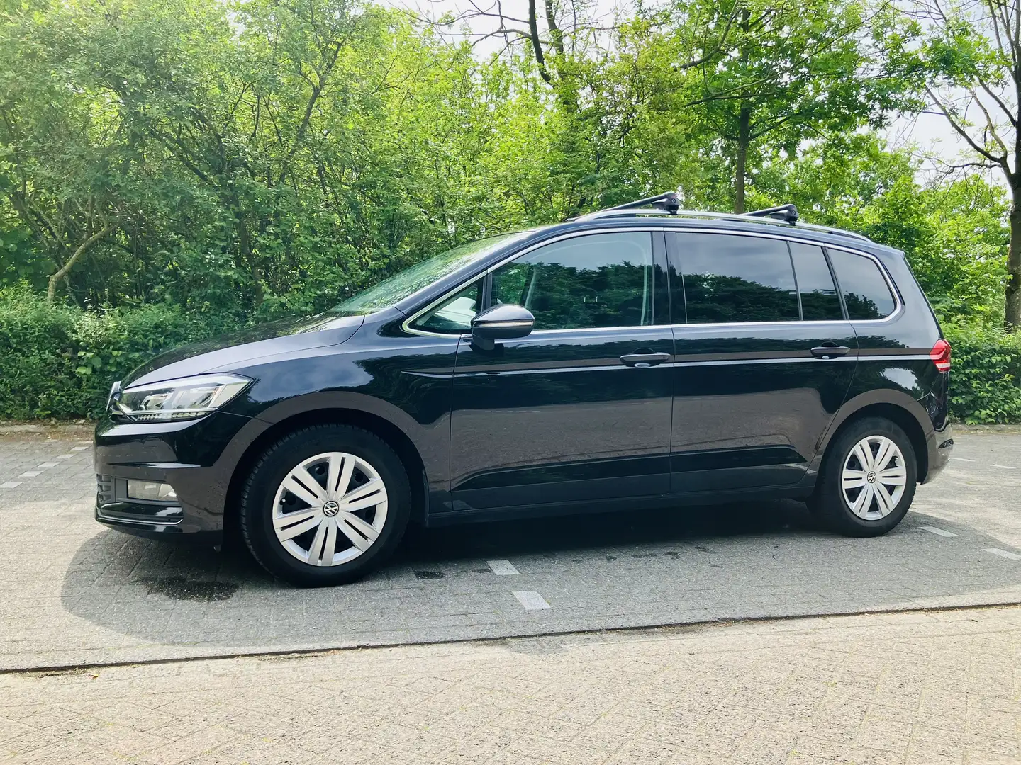 Volkswagen Touran 1.8 TSI (BlueMotion Technology) DSG Highline - 1