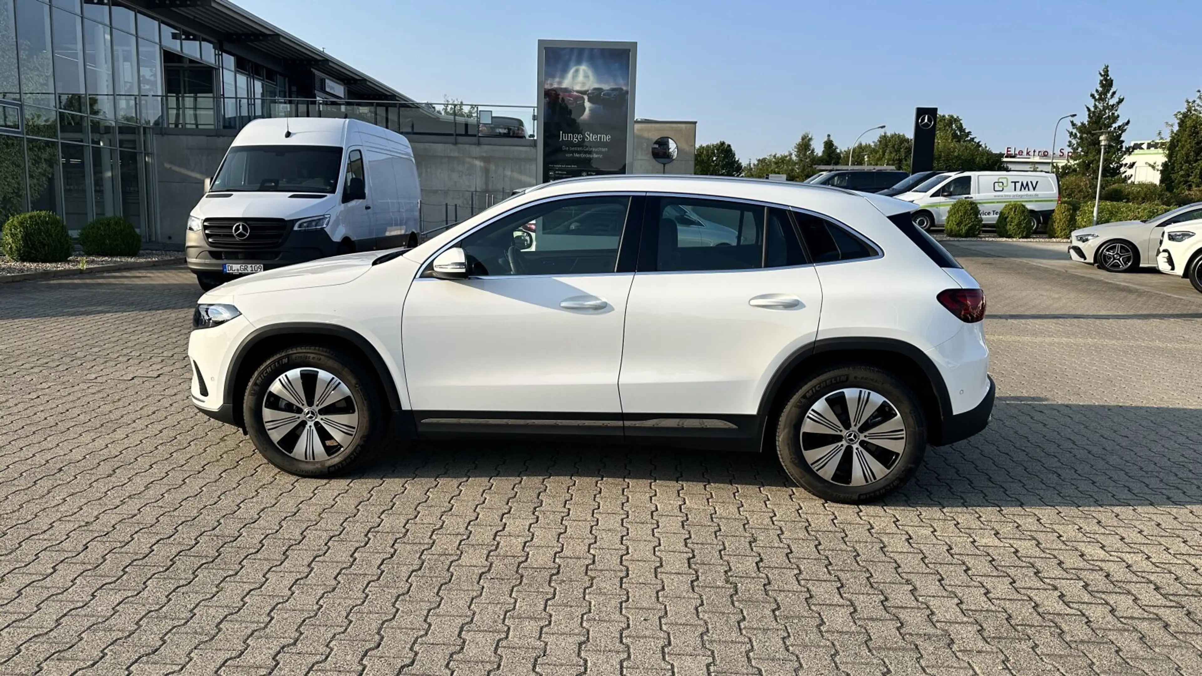 Mercedes-Benz EQA 250 EQA 250+ Progressive+SHZ+Kamera+CarPlay+LED+Totw — photo 8