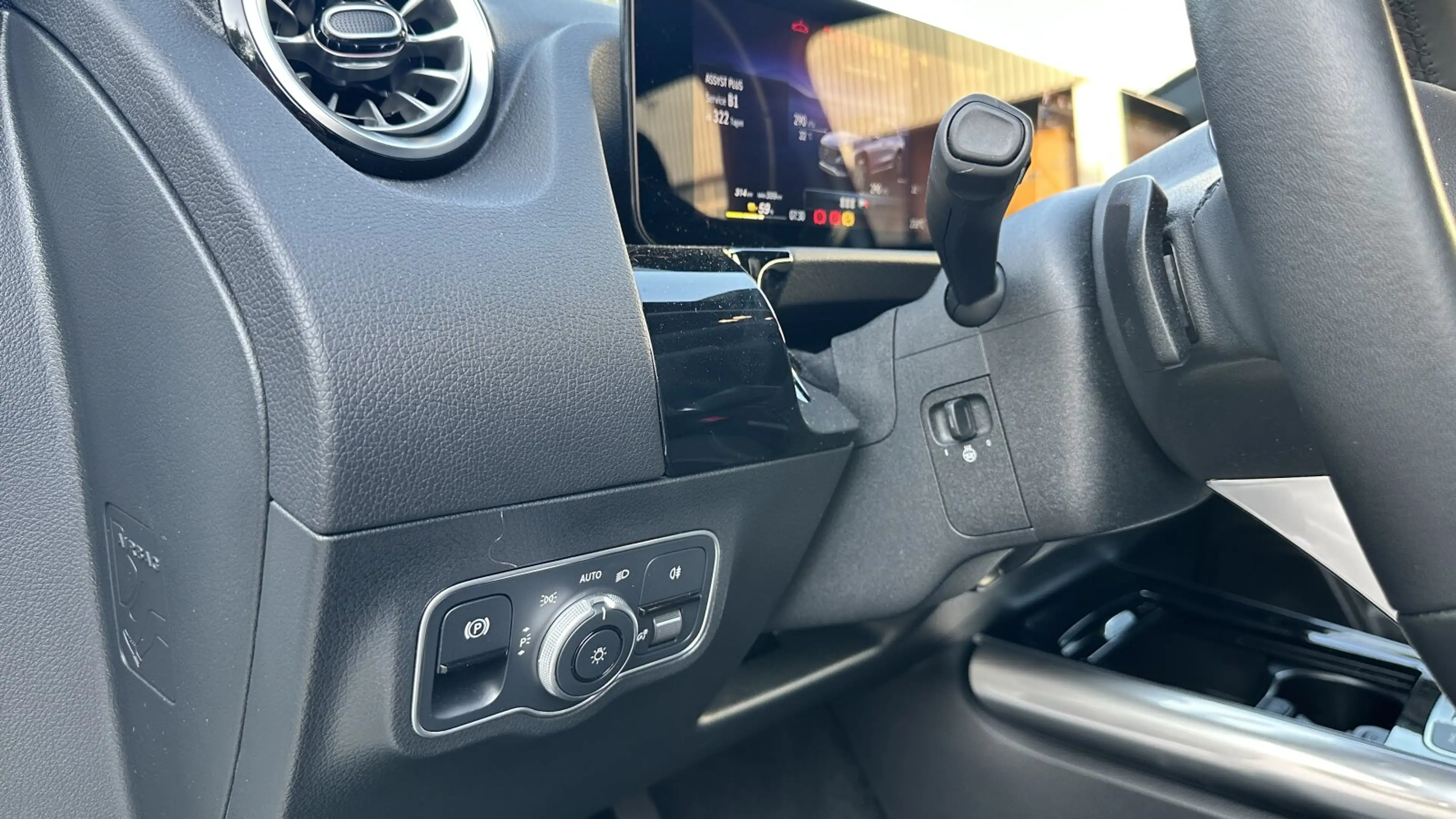 Mercedes-Benz EQA 250 EQA 250+ Progressive+SHZ+Kamera+CarPlay+LED+Totw — photo 12
