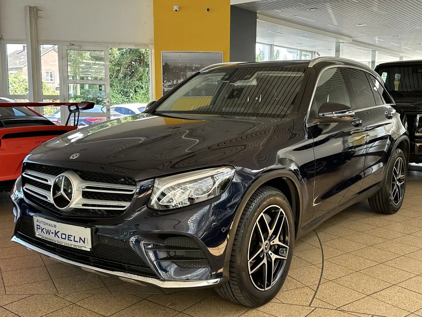 Mercedes-Benz GLC 250 4M AMG-LiNE*PANO*KAMERA*LED*NAVi*MEMORY* Blau - 1
