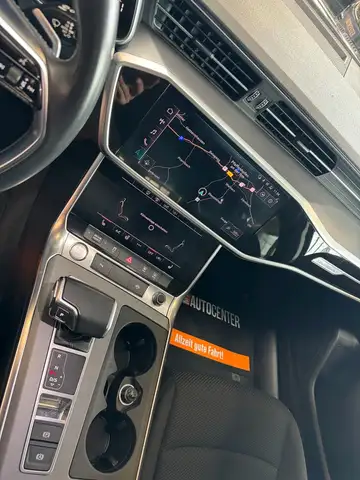 Audi A6 view 12