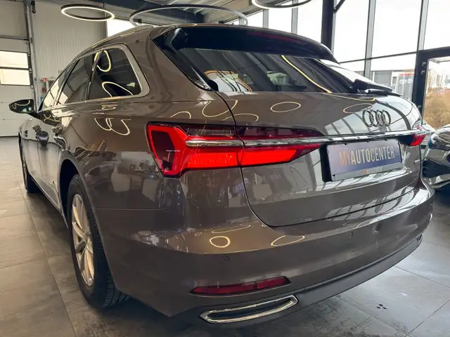 Audi A6 view 5