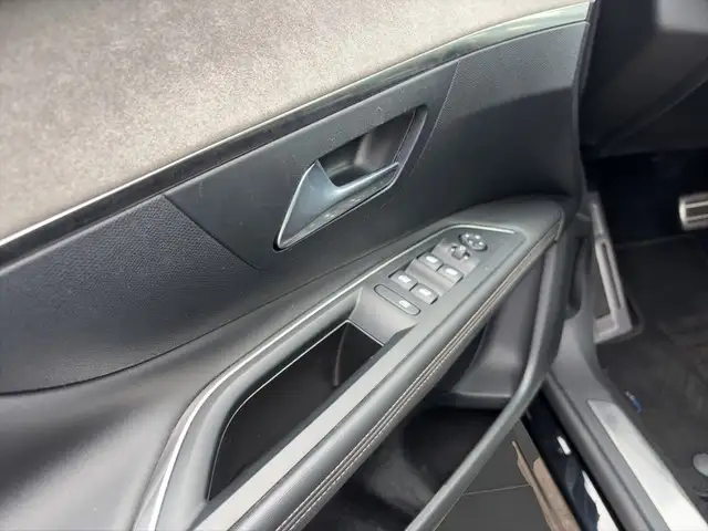 Peugeot 3008 view 14