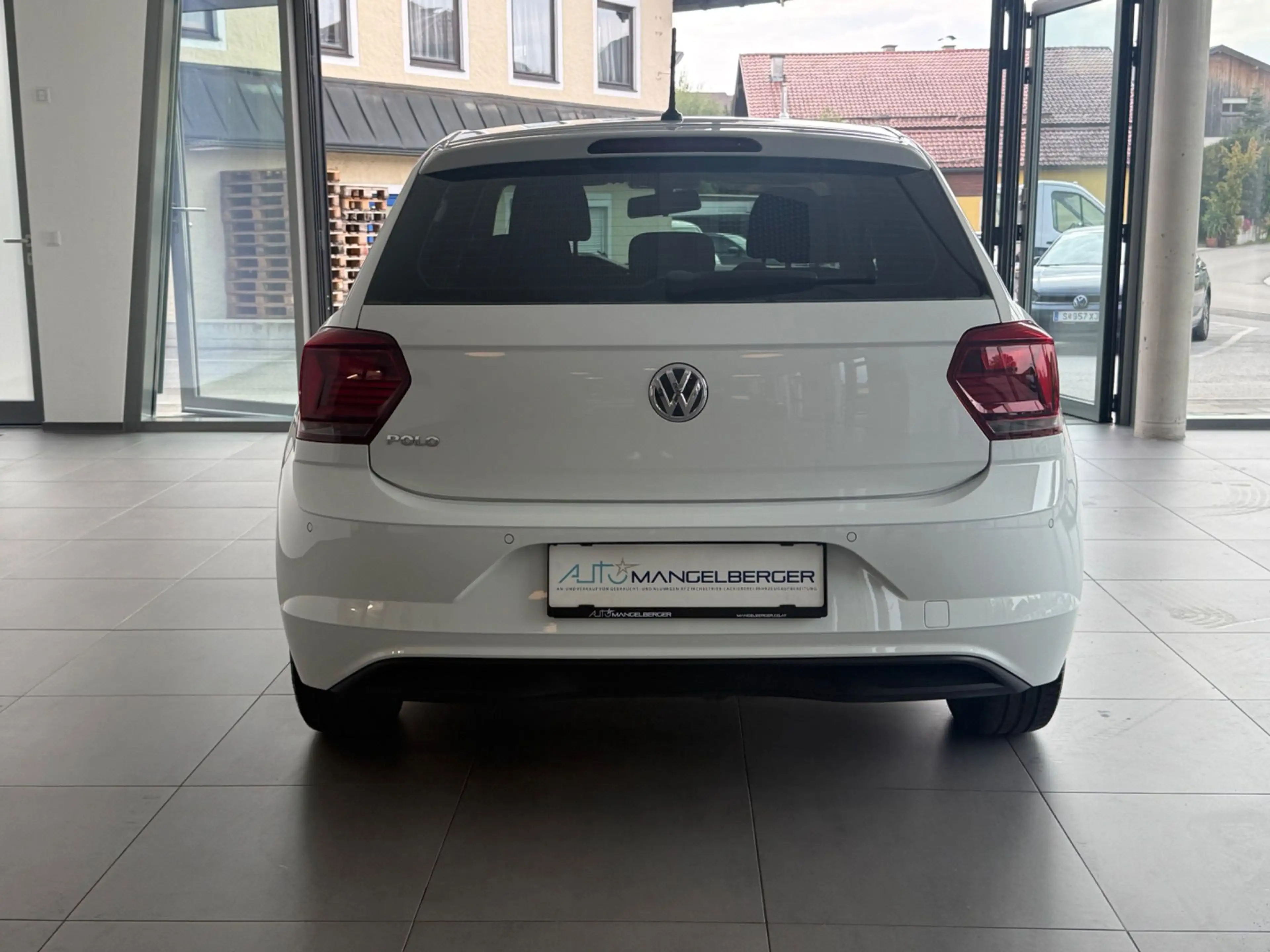 Volkswagen Polo 1.0 Comfortline — photo 4