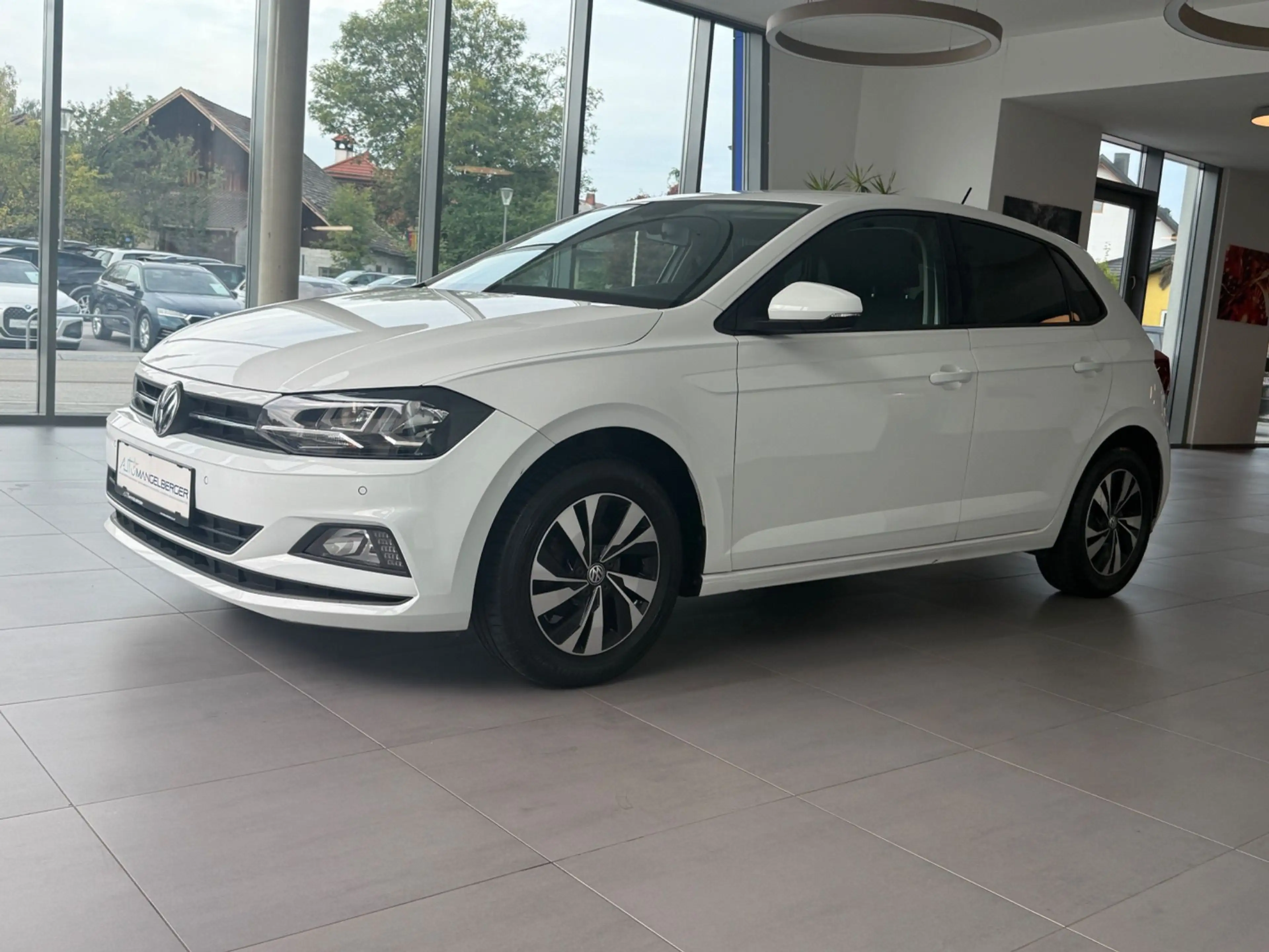 Volkswagen Polo 1.0 Comfortline — photo 3