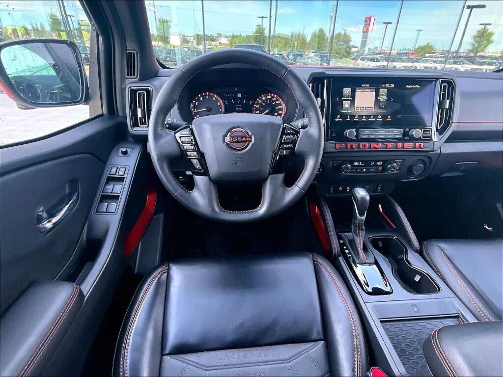 2025 Nissan Frontier 4WD PRO-4X LUXURY — photo 1
