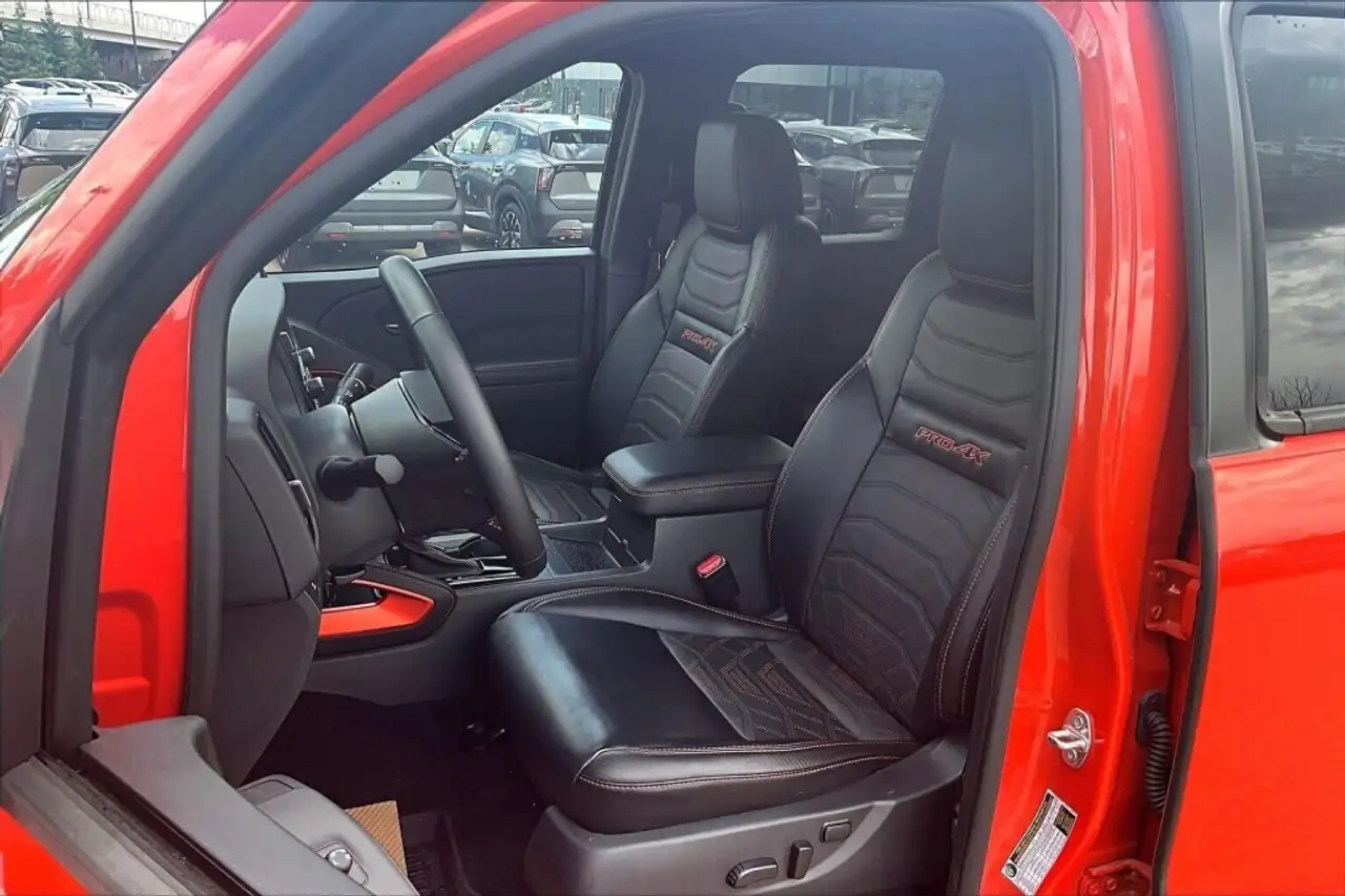 Nissan Frontier снимка Nissan Frontier