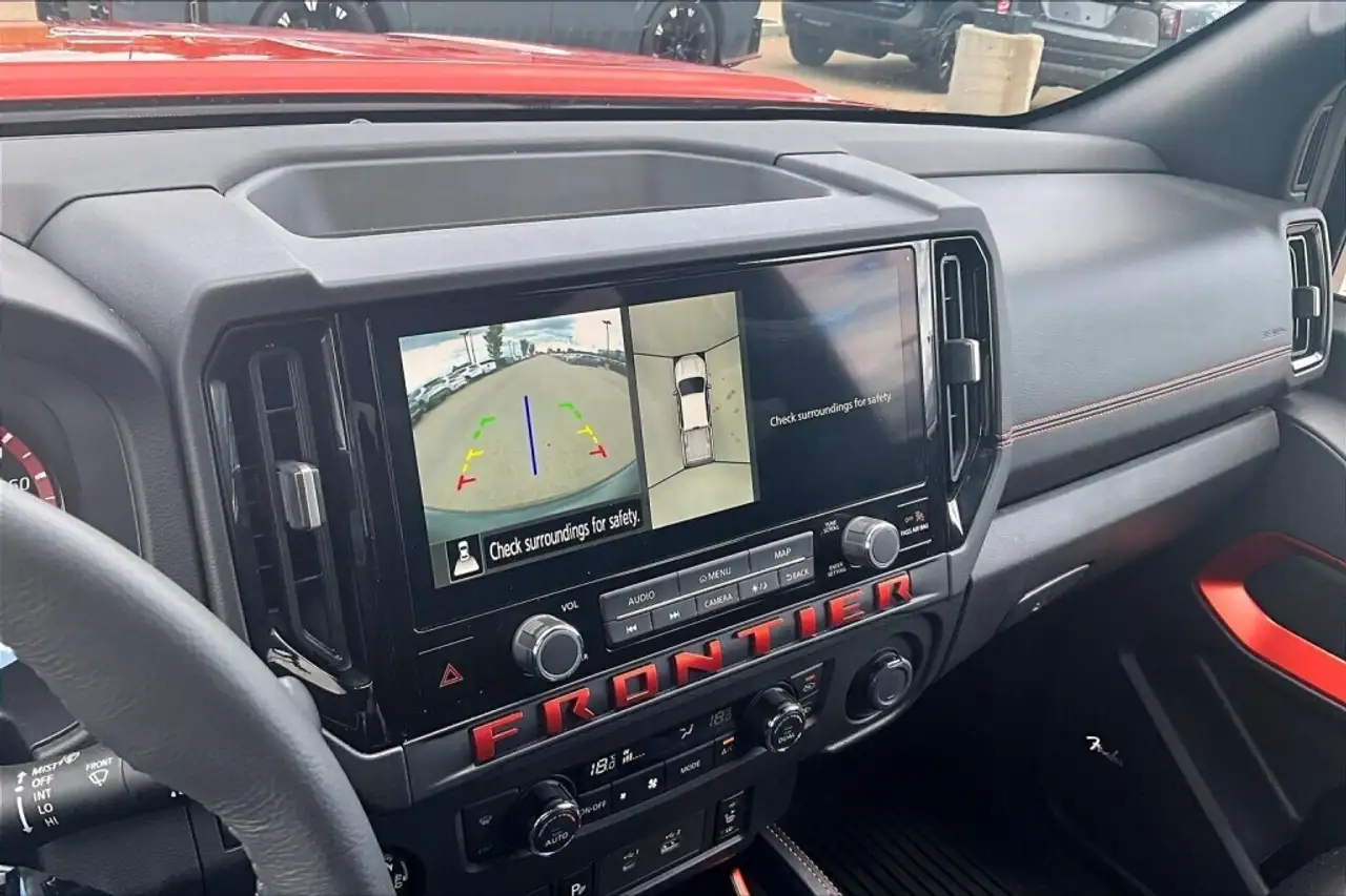 Nissan Frontier снимка Nissan Frontier