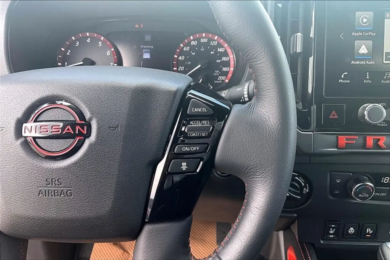 Nissan Frontier снимка Nissan Frontier