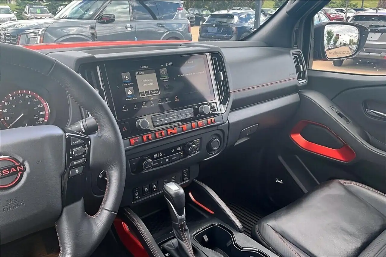 Nissan Frontier снимка Nissan Frontier