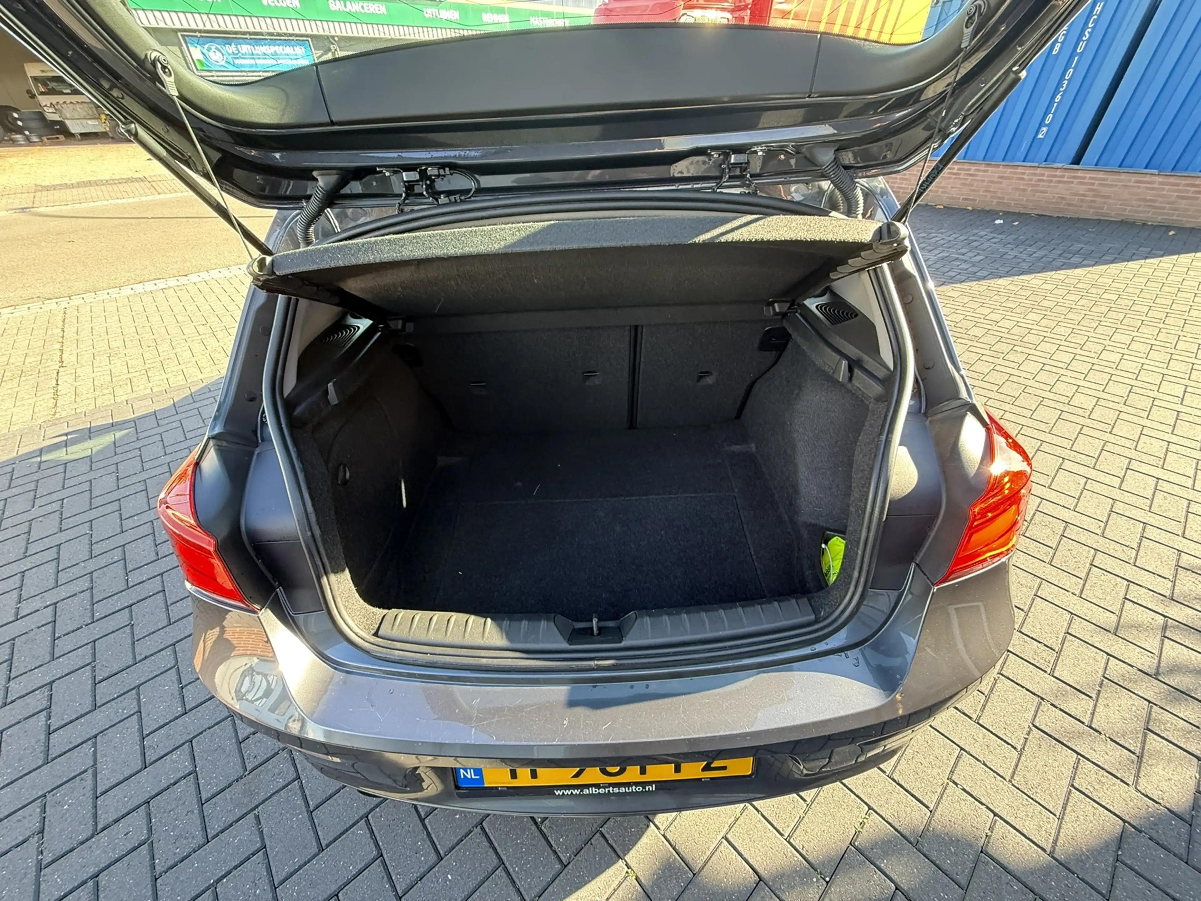 BMW 118 1-serie 118i Corporate Lease Sport | NAVI | AIRCO — photo 19