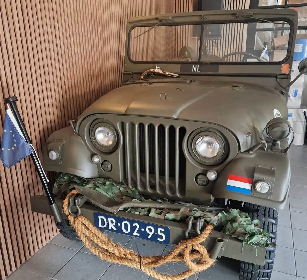 Oldtimer Willys NEKAF Green - 2