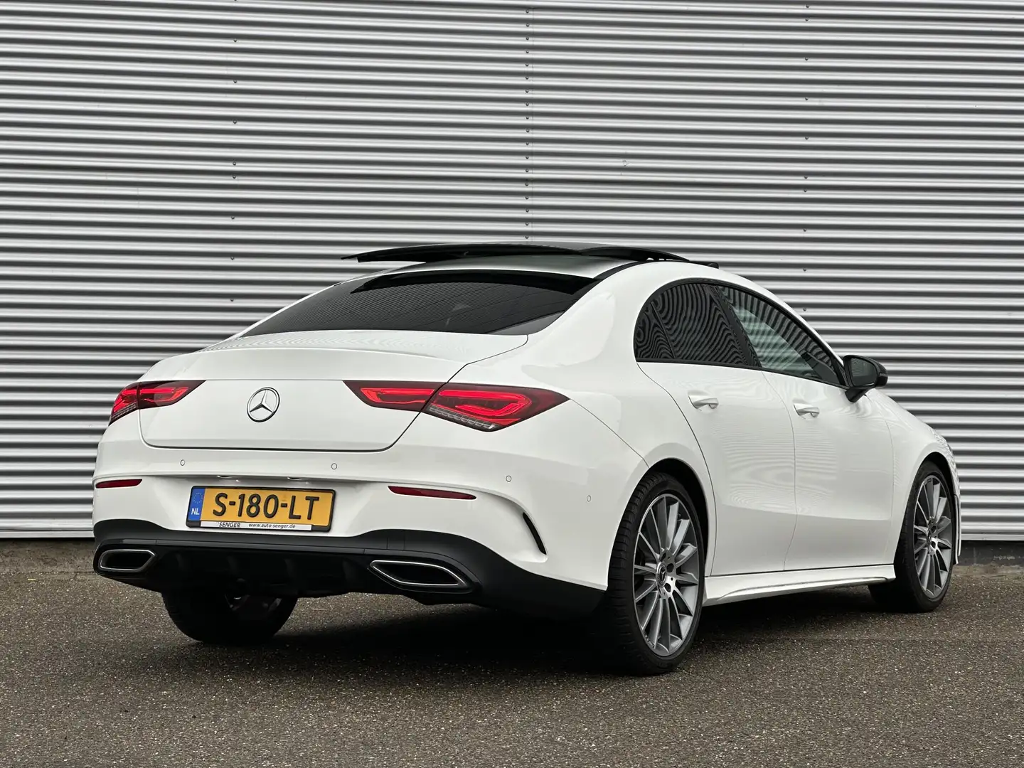 Mercedes-Benz CLA 200 AMG DAK SFEER CAMERA CARPLAY RIJKLAAR NAP bijela - 2