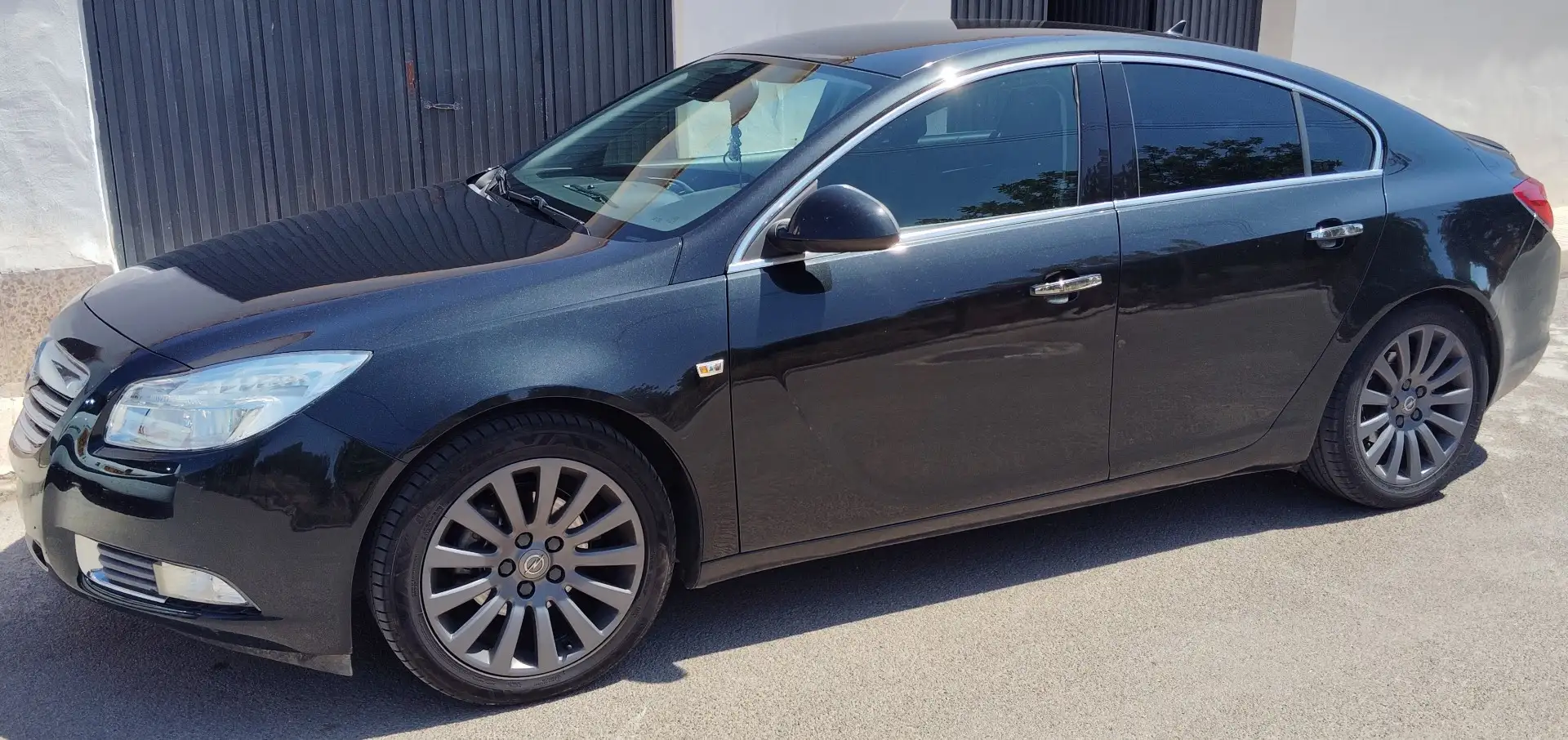 Opel Insignia 2.0CDTI Edition Aut. 130 - 1