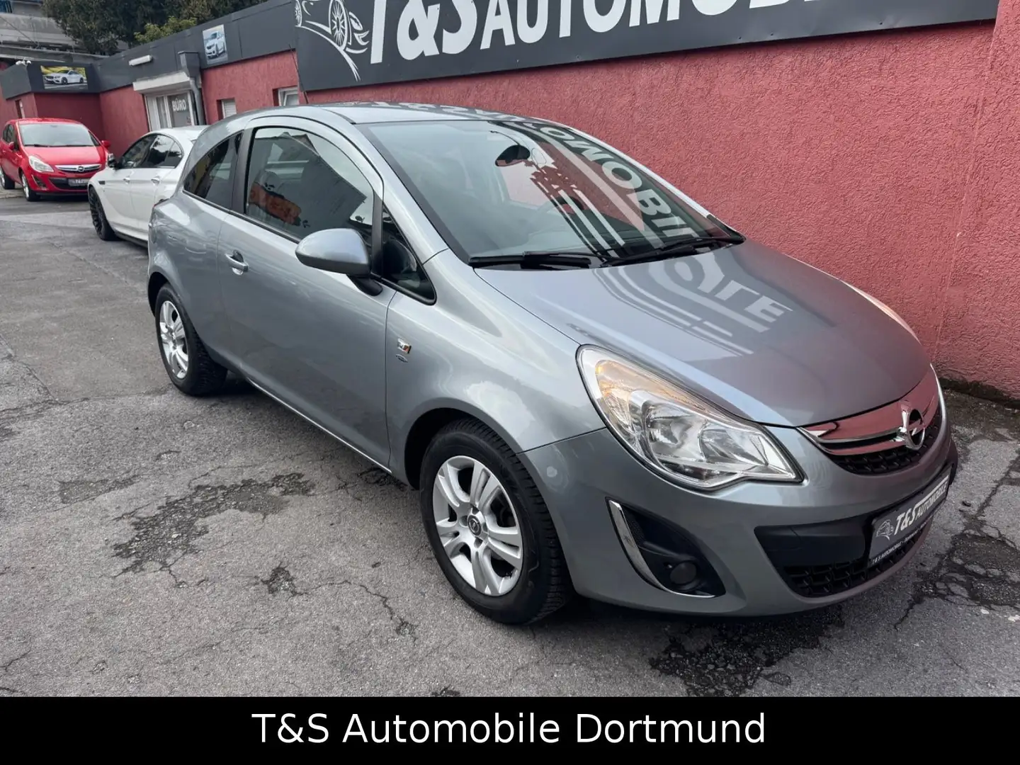 Opel Corsa D 1.4 Satellite -SHZ-LHZ-Klima-Bluetooth- Silber - 2