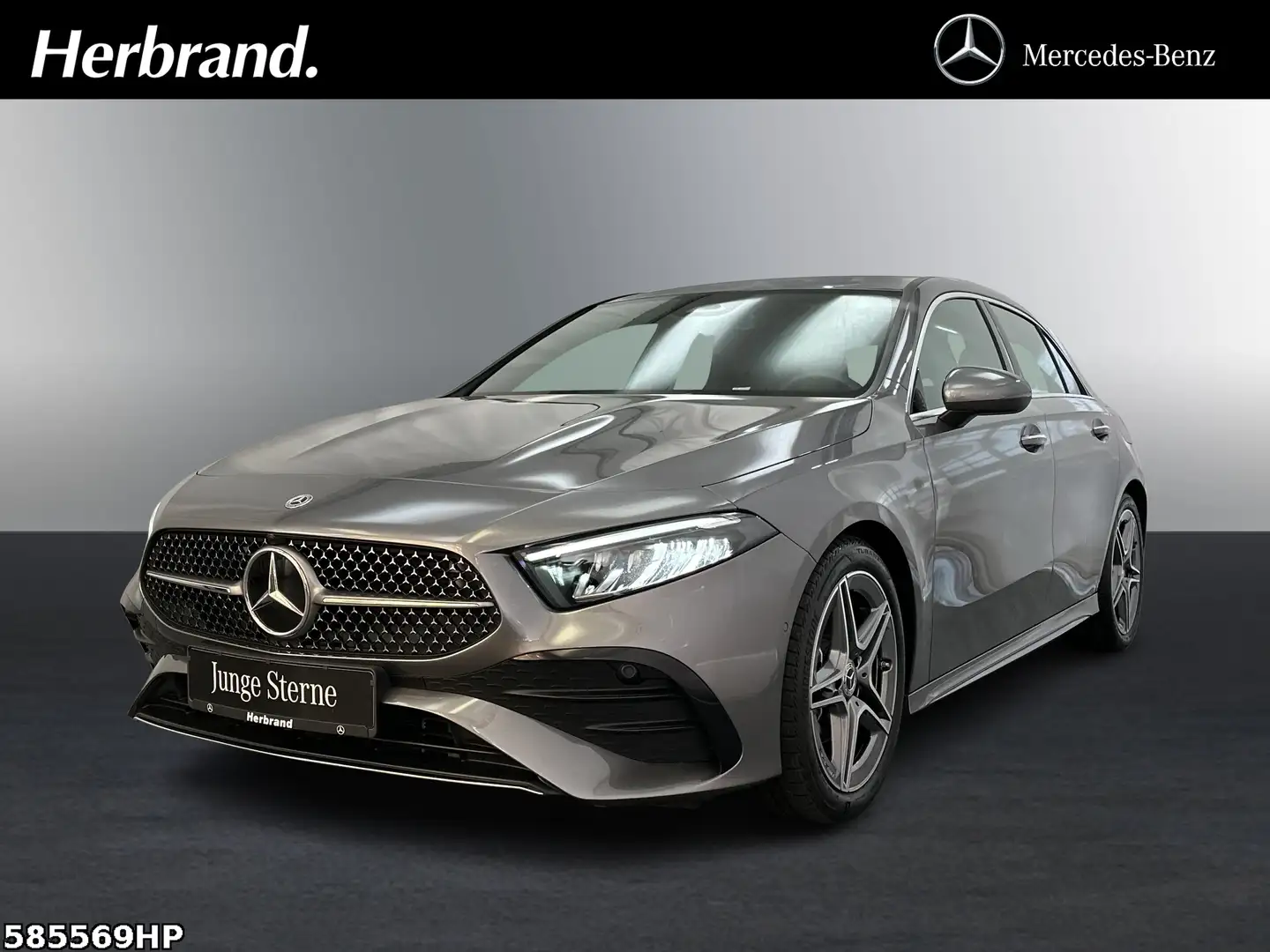 Mercedes-Benz A 180 AMG  KeylessGo Sportsitze LED Kamera 18"LM Grau - 1