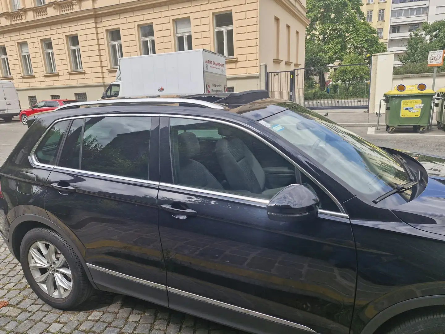 Volkswagen Tiguan 2,0 TDI SCR Sky - 1