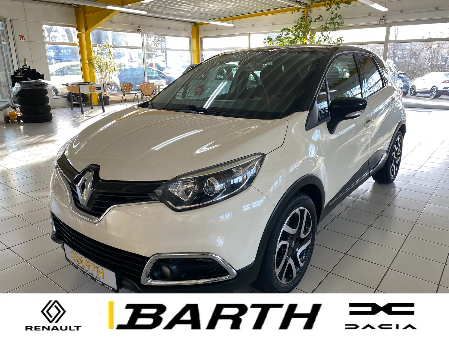 Renault Captur Luxe Beige - 1