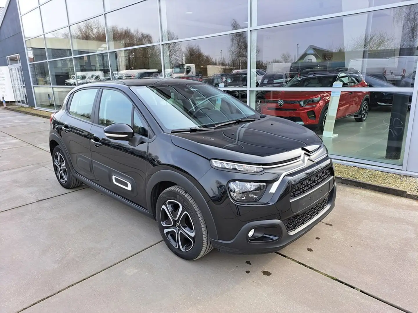 Citroen C3 1.2 PureTech 110  Plus S&S Noir - 1
