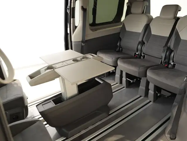 Volkswagen T7 California VW Multivan T7 California eHybrid 180 kW 4M Ansicht 9