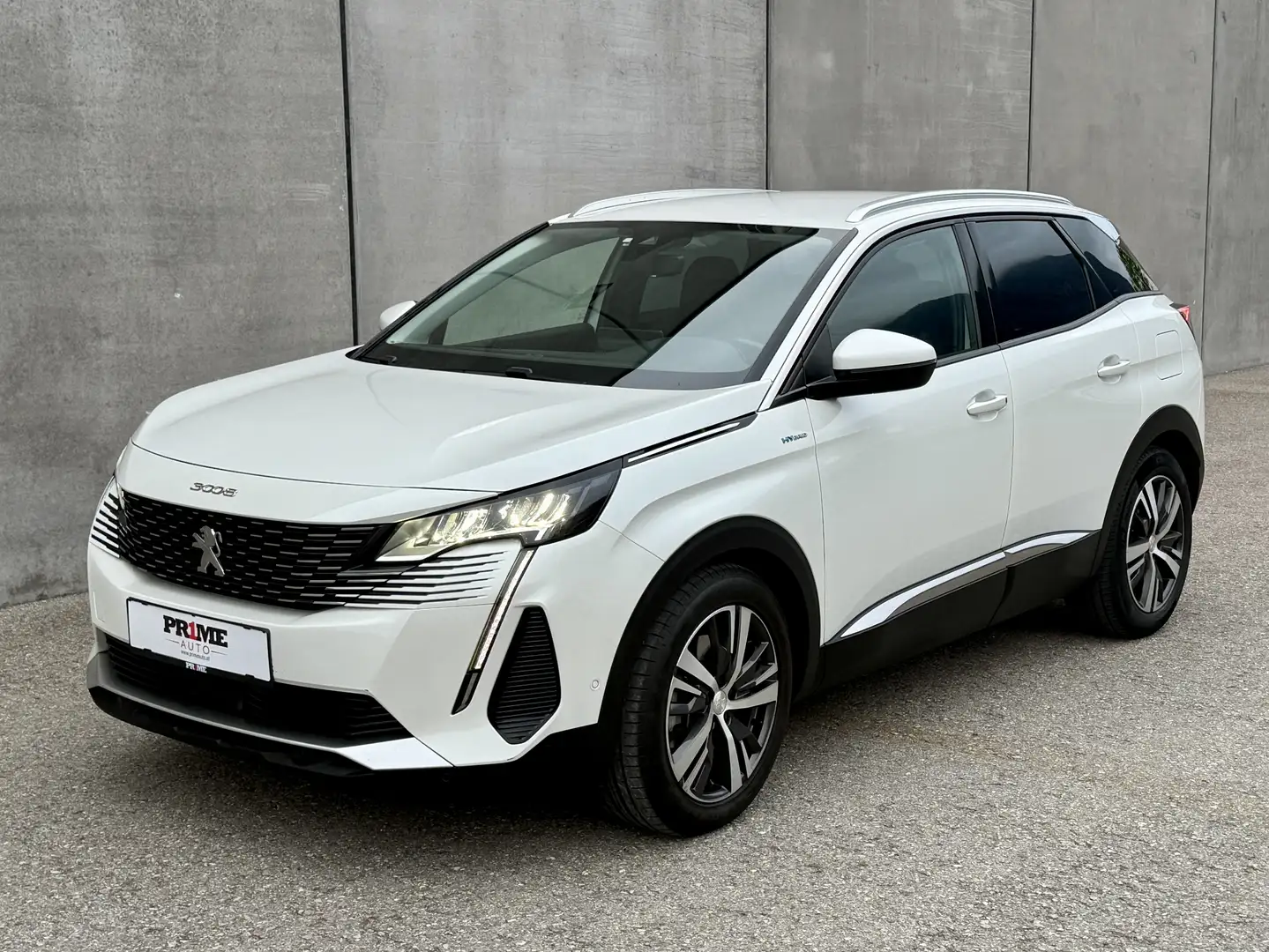 Peugeot 3008 1.6 Hybrid Allure Pack Aut. - 1