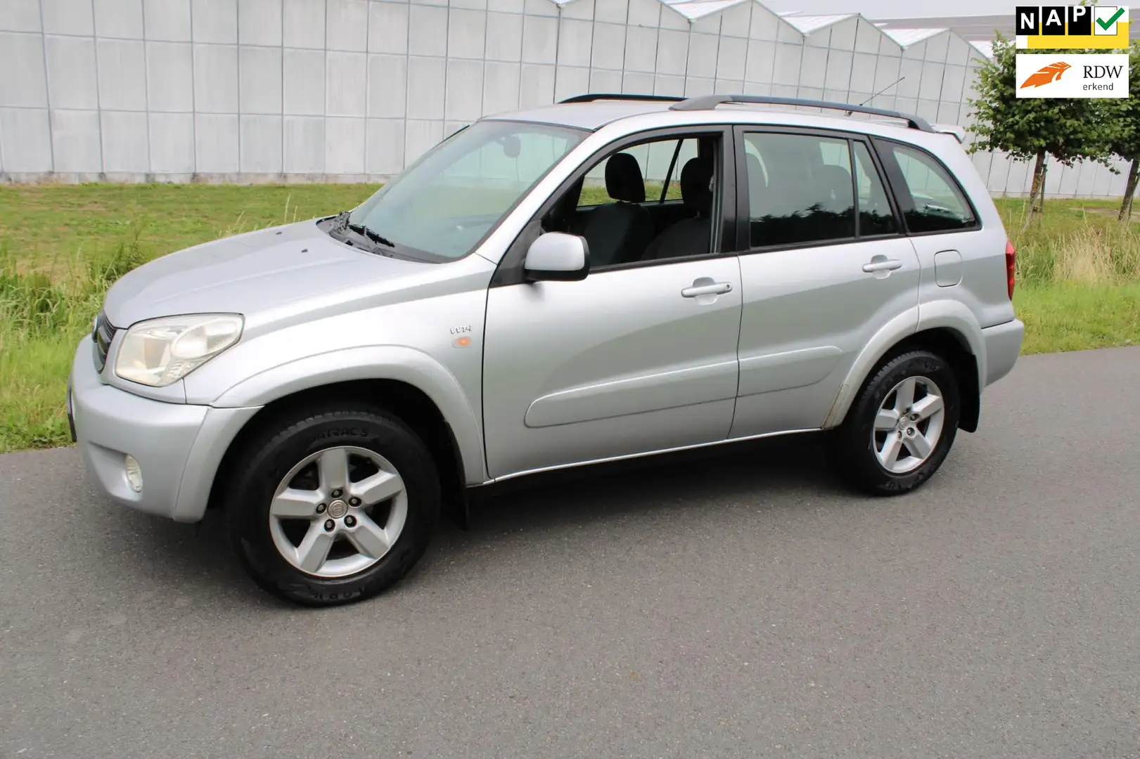 Toyota RAV 4 2.0-16V VVT-i Sol met Climate control 4X4 Grijs - 1