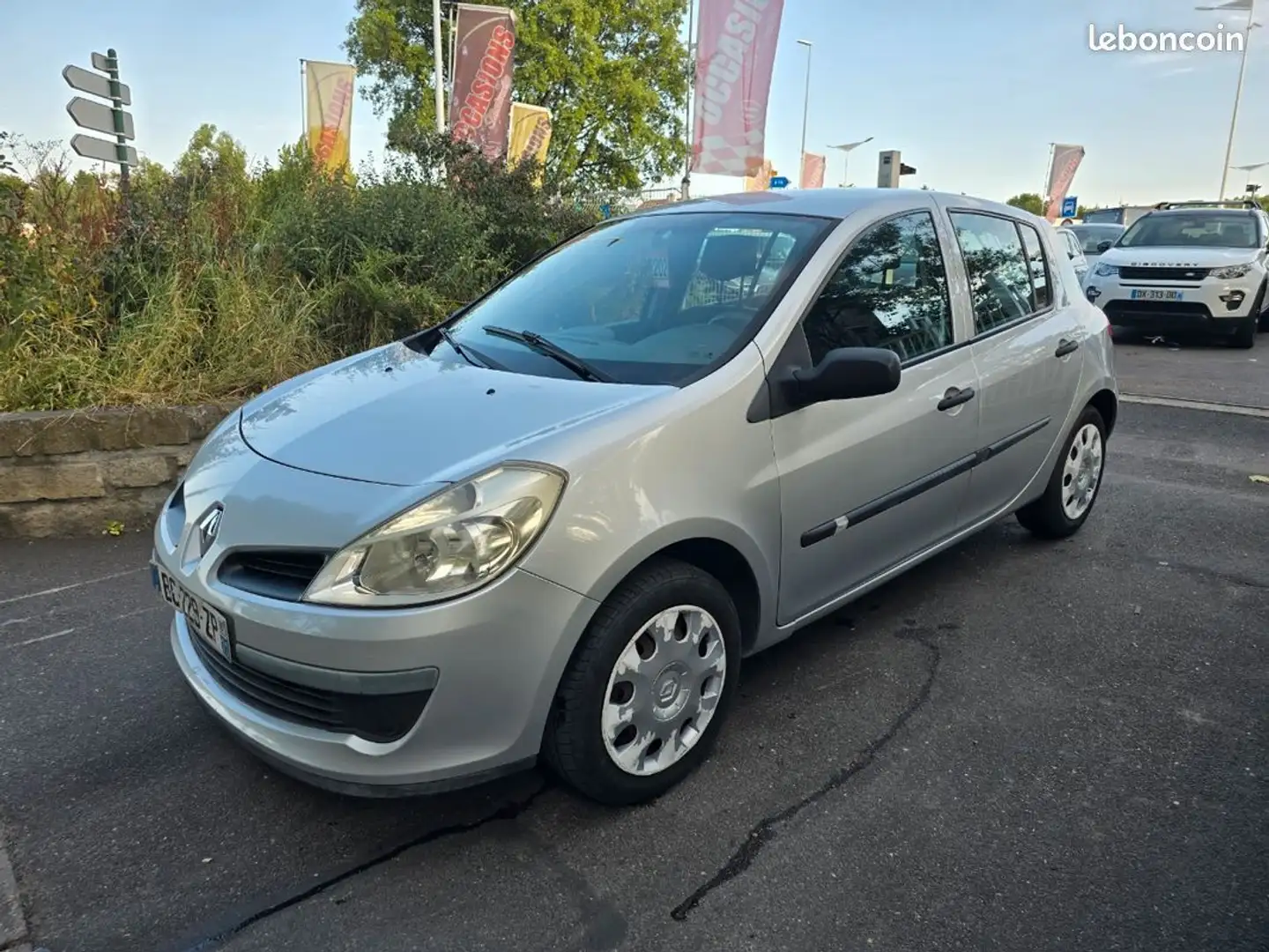 Renault Clio III 1.5l dci 70ch GARANTIE Gris - 1