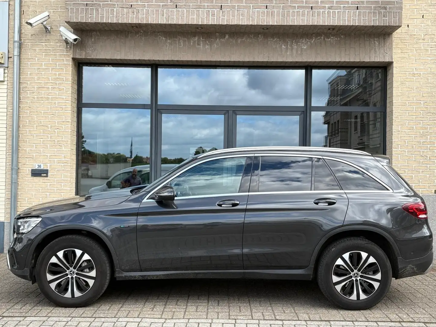 Mercedes-Benz GLC 300 GLC 300 de 4-Matic PHEV * GARANTIE - FINANCIERING* Grijs - 2