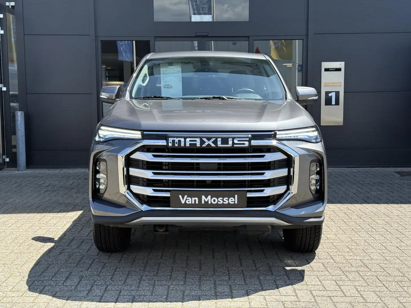 Maxus T90 EV 89 kWh | Rolcover | Cruise Control | Camera | A Grijs - 2