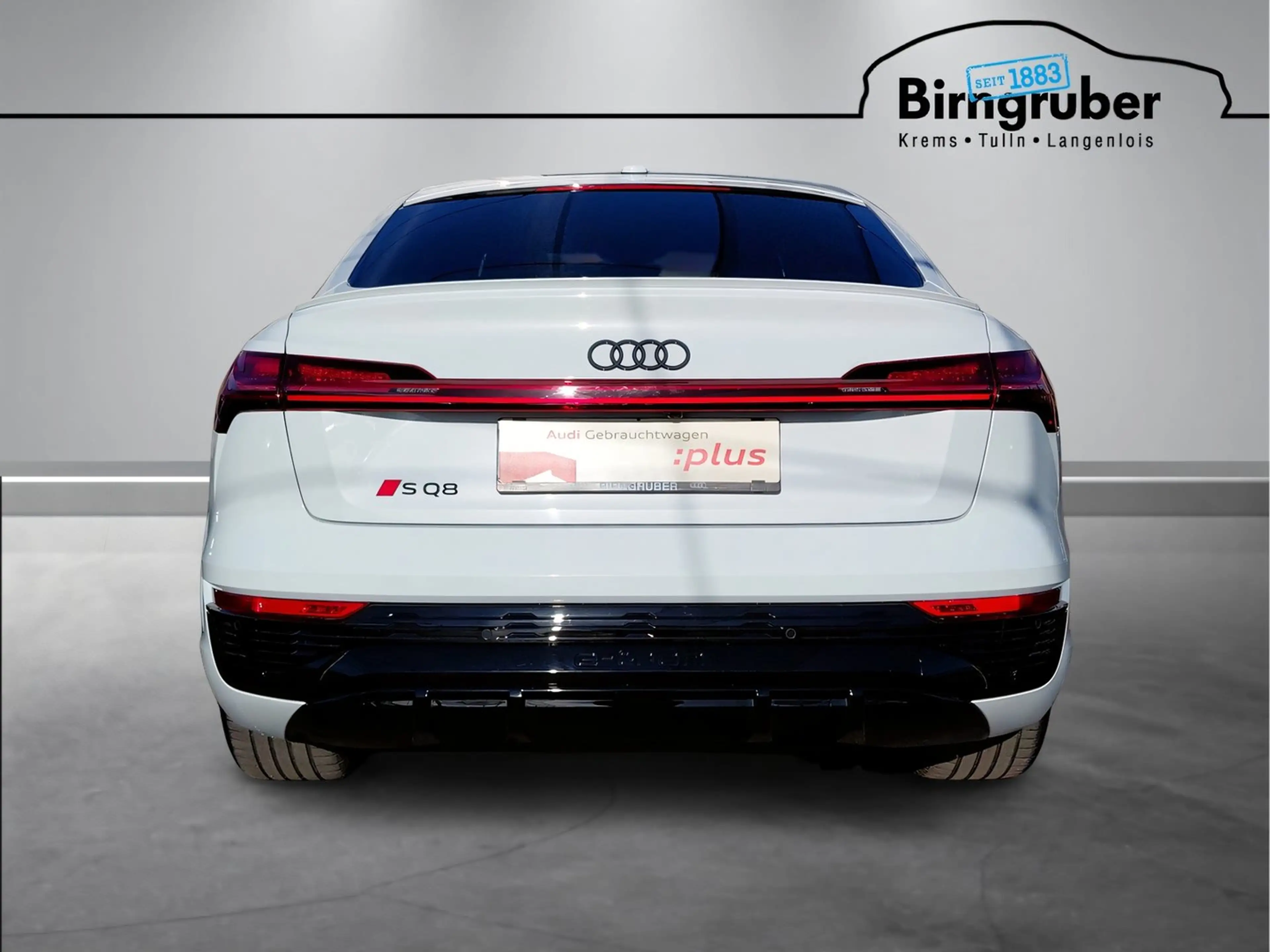 Audi SQ8 e-tron quattro — photo 5