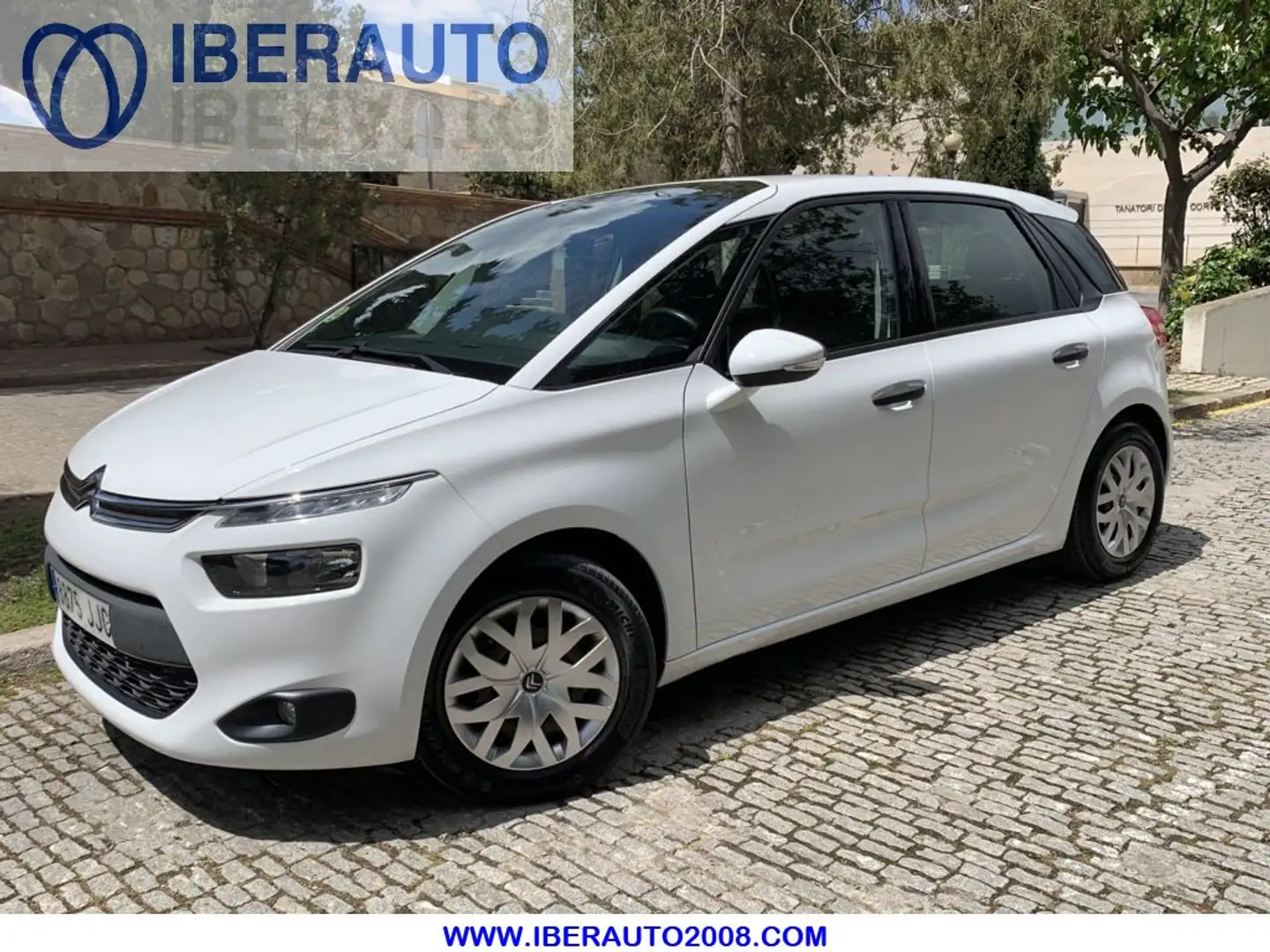 Citroen C4 Picasso 1.6HDi Attraction 115 Wit - 1