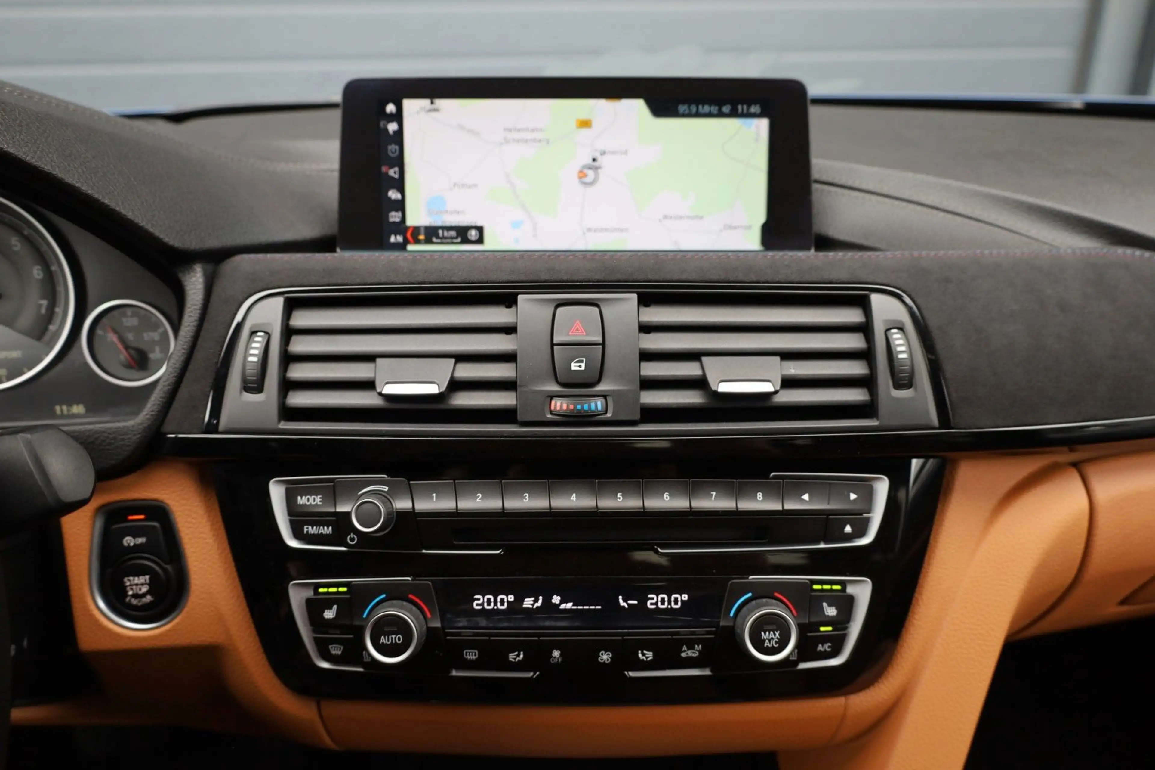 BMW 340 i xDrive M/HUD/H&K/SHZ/LHZ/LED/KAMERA/R20 — photo 15