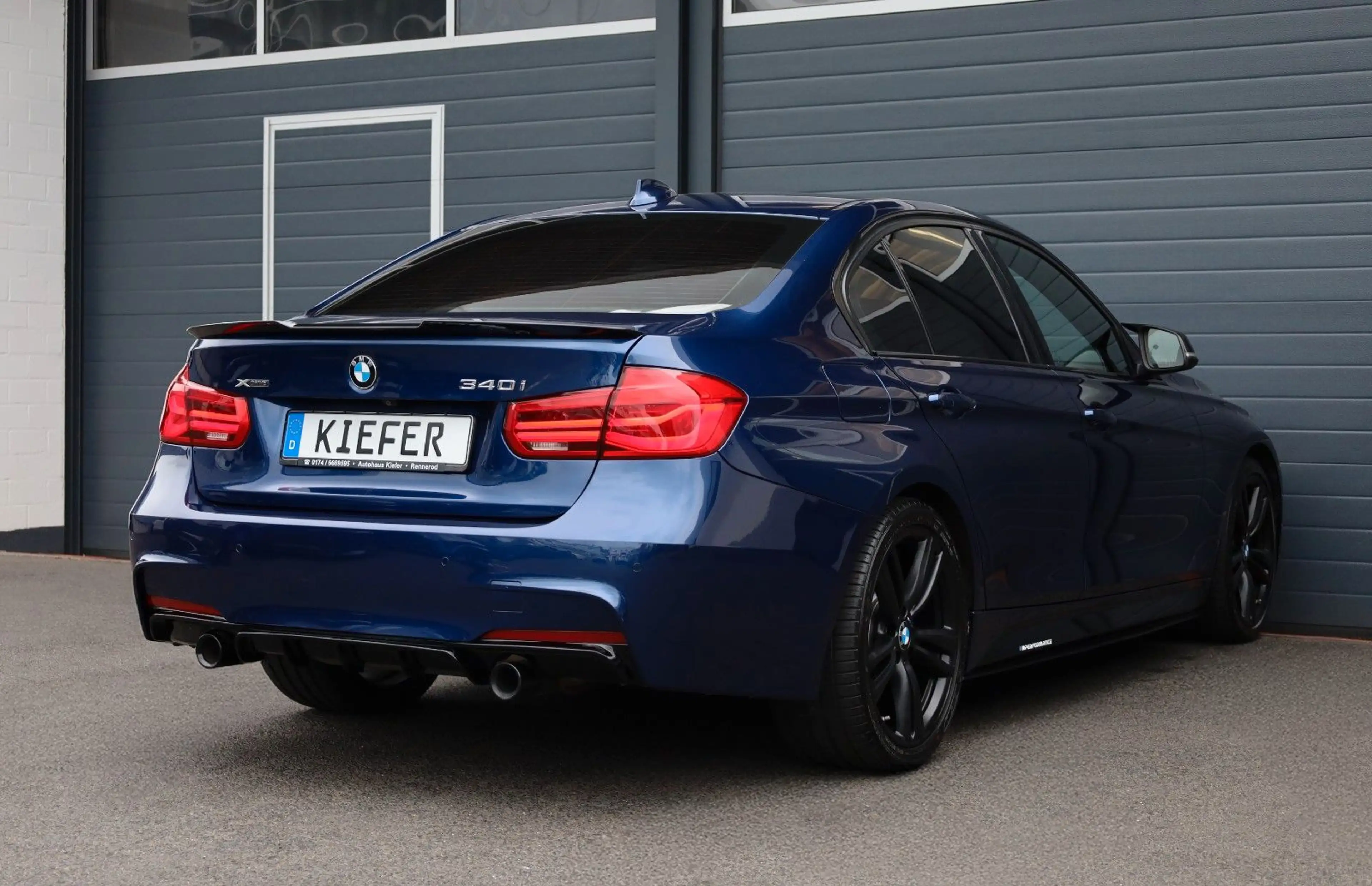 BMW 340 i xDrive M/HUD/H&K/SHZ/LHZ/LED/KAMERA/R20 — photo 6