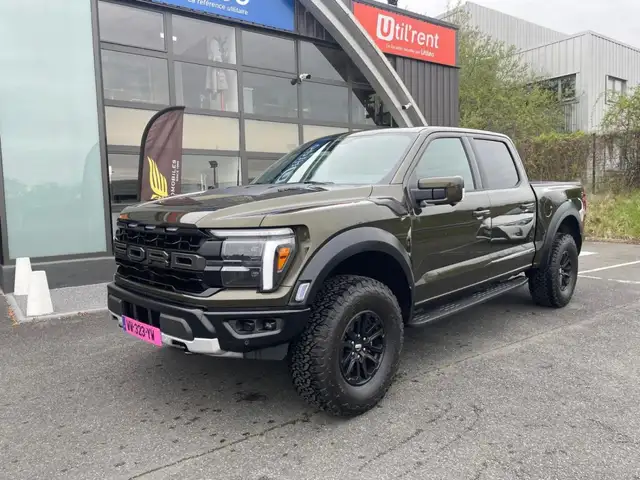 Ford F 150 Raptor v6