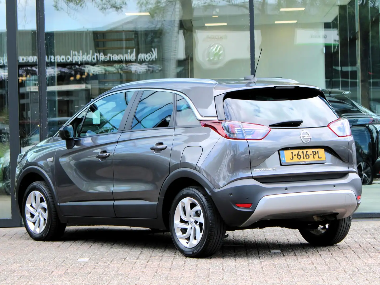 Opel Crossland X 1.2 Turbo Innovation | Navi / Camera / Climate Grigio - 2