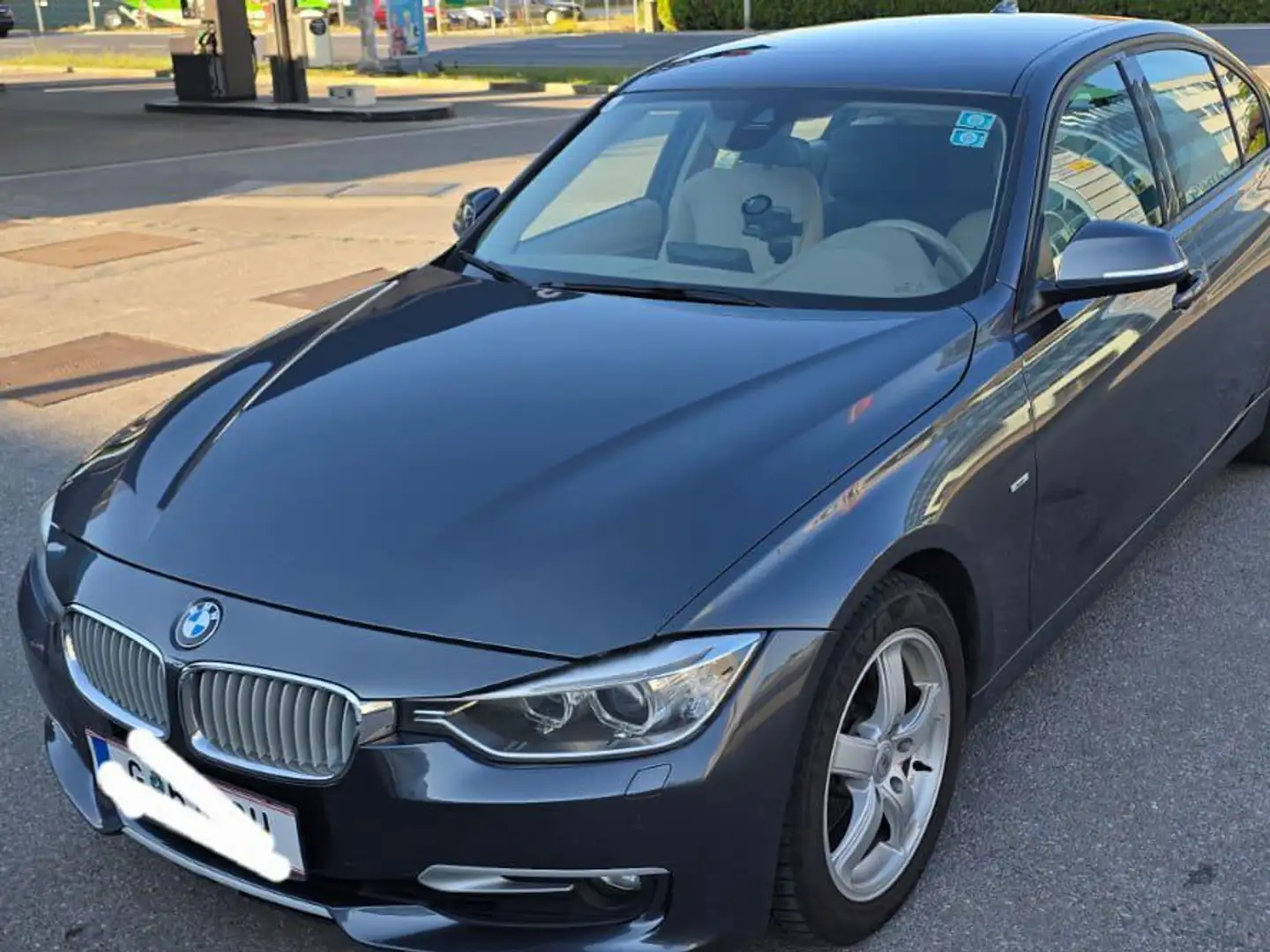 BMW 328 328i xDrive Aut. Grau - 1