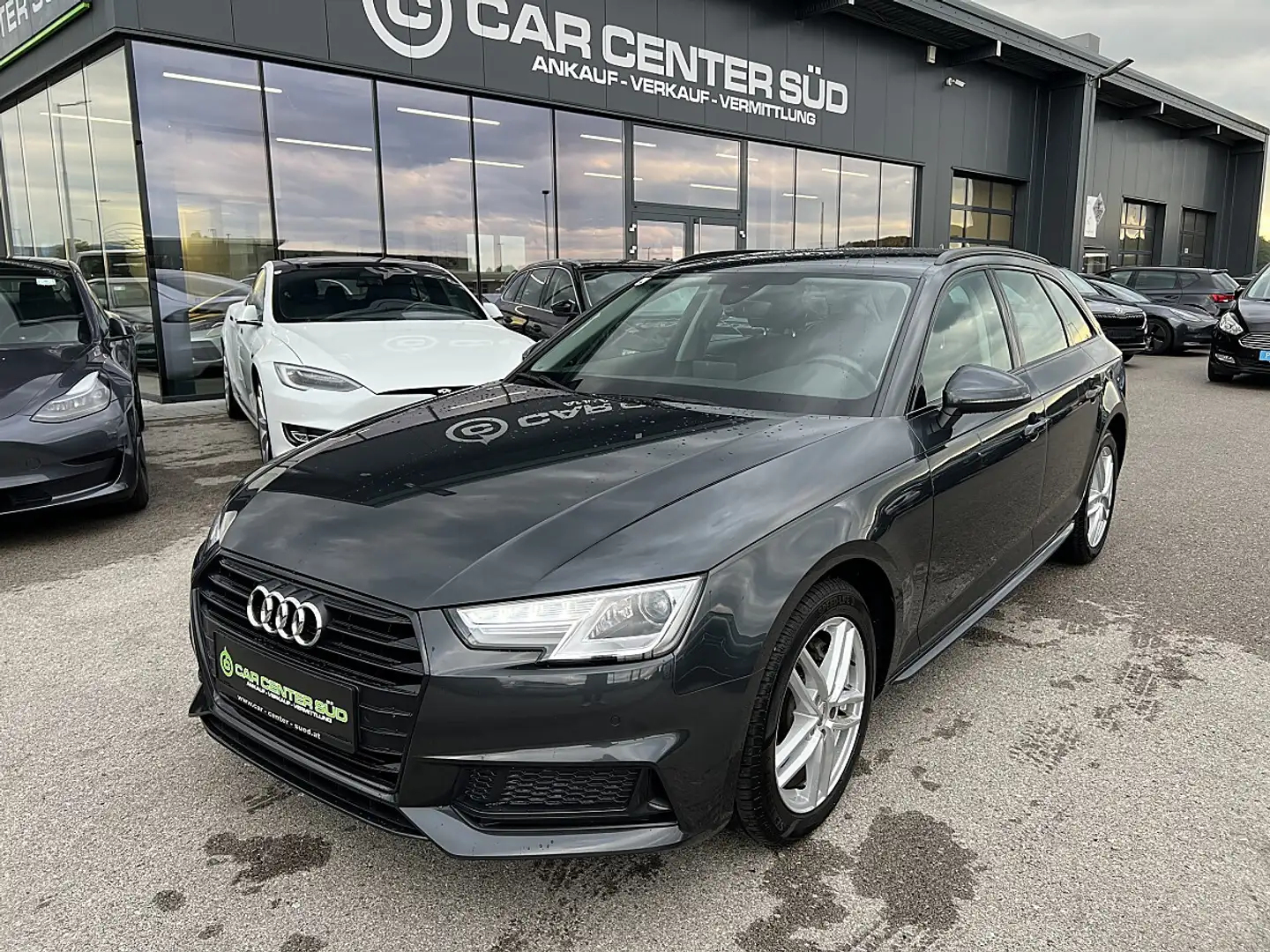 Audi A4 Avant 40 TDI sport S-tronic Grau - 1