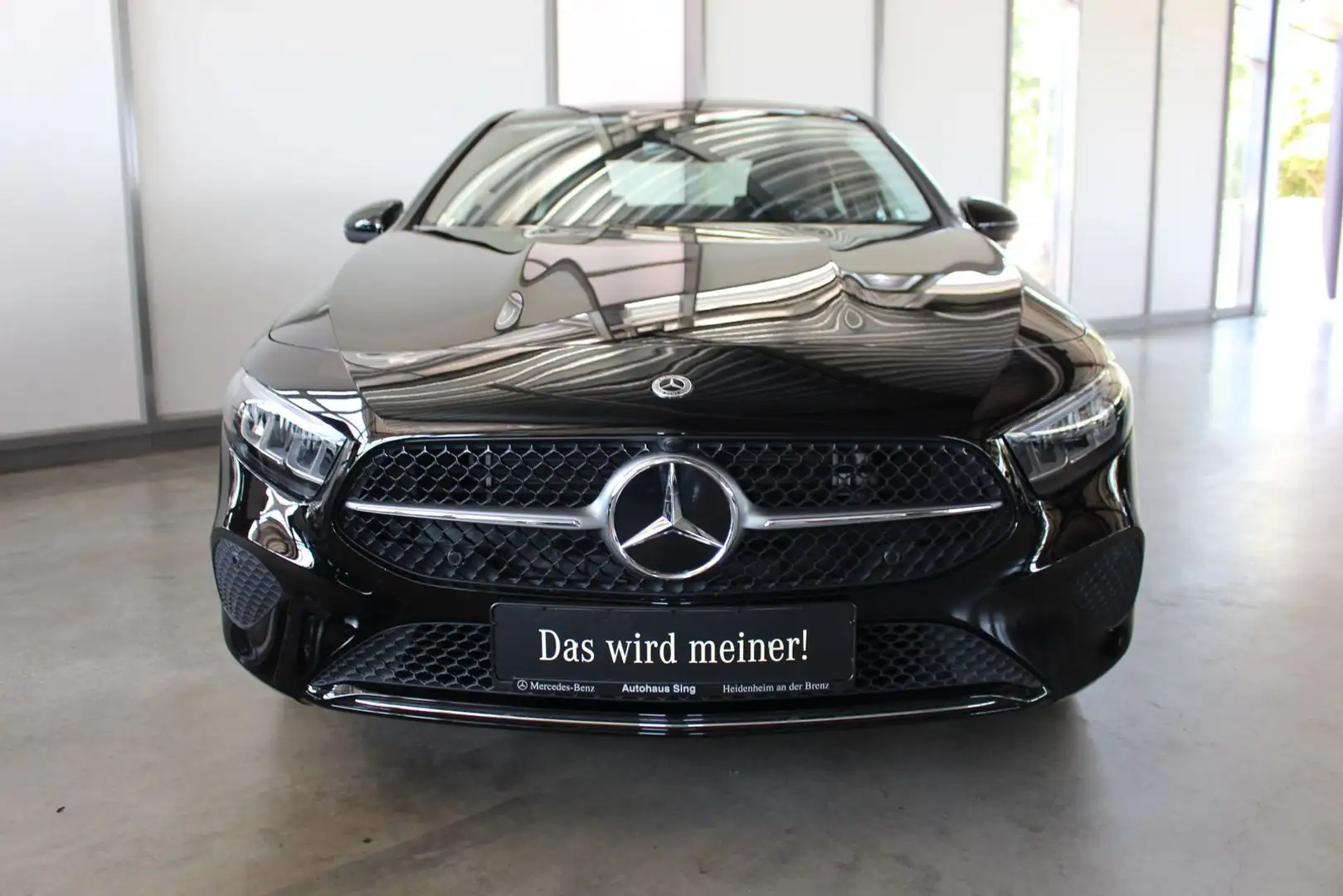 Mercedes-Benz A 250 e Limousine Progressive Plus 11kw Ambiente Schwarz - 2