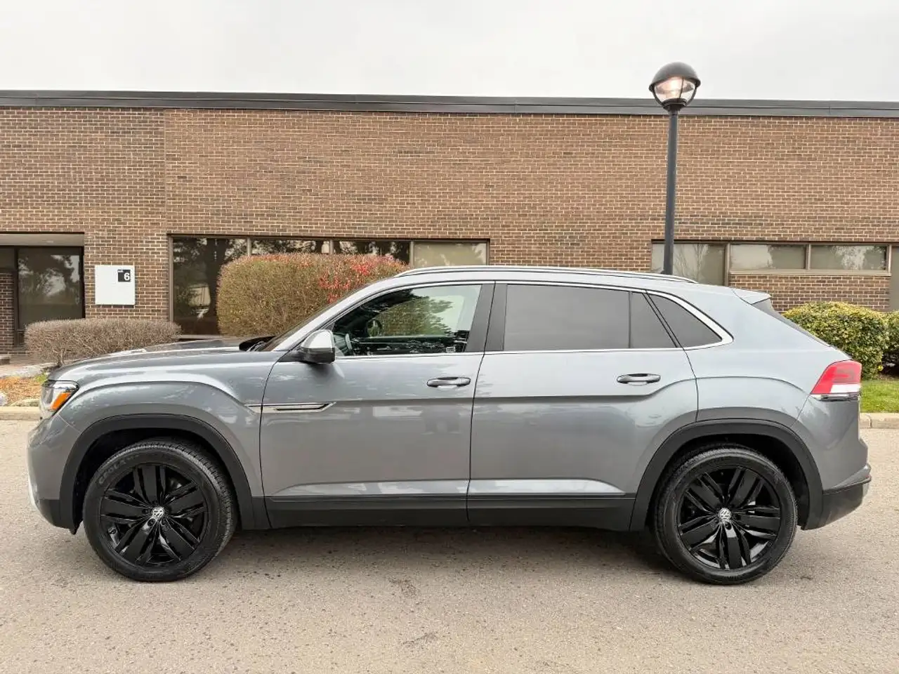 Volkswagen Atlas снимка Volkswagen Atlas