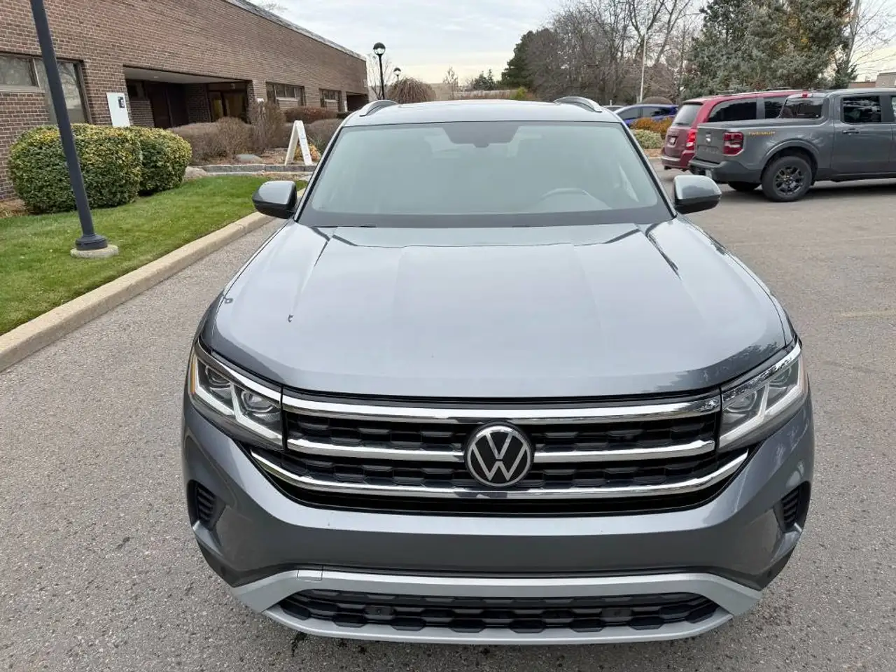 Volkswagen Atlas снимка Volkswagen Atlas
